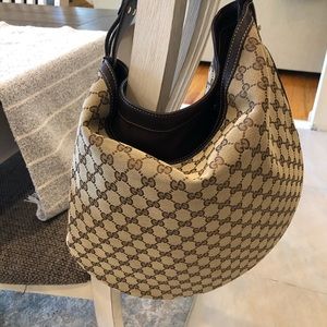 Gucci shoulder bag